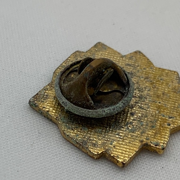 Vintage 2002 NY Yankees Old Timers Day Reggie Jackson Lapel Pin - Picture 6 of 7